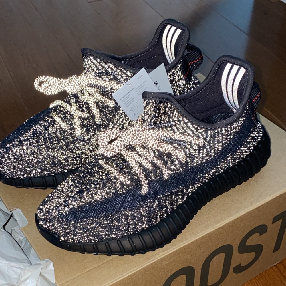 Yeezy Boost 350 V2 black static reflective